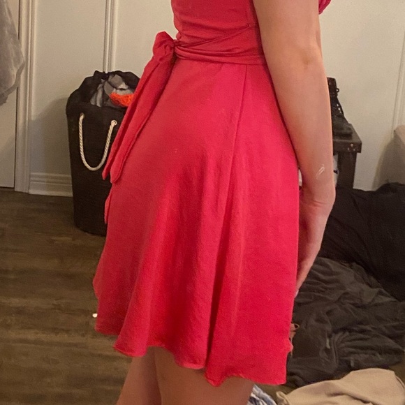 Pink dress - Picture 5 of 6
